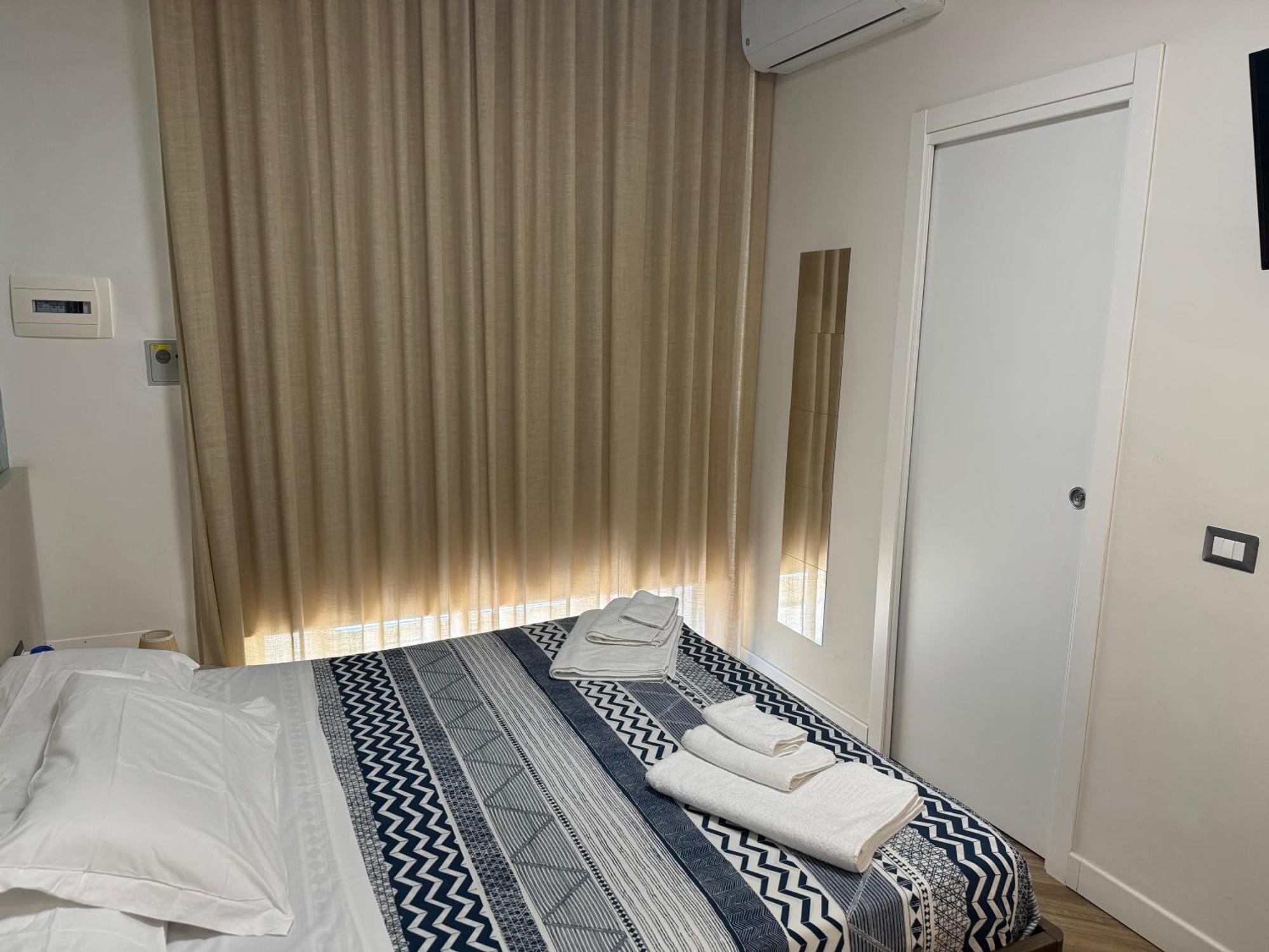 Rooms Garibaldi Nápoly Kültér fotó