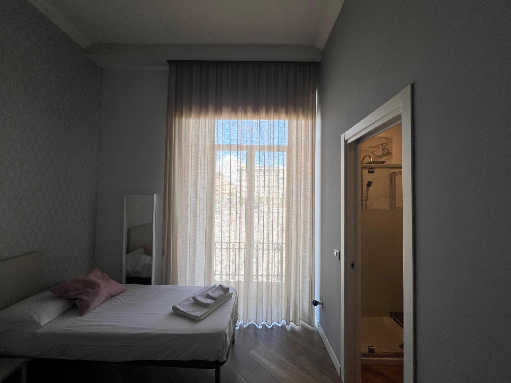 Rooms Garibaldi Nápoly Kültér fotó